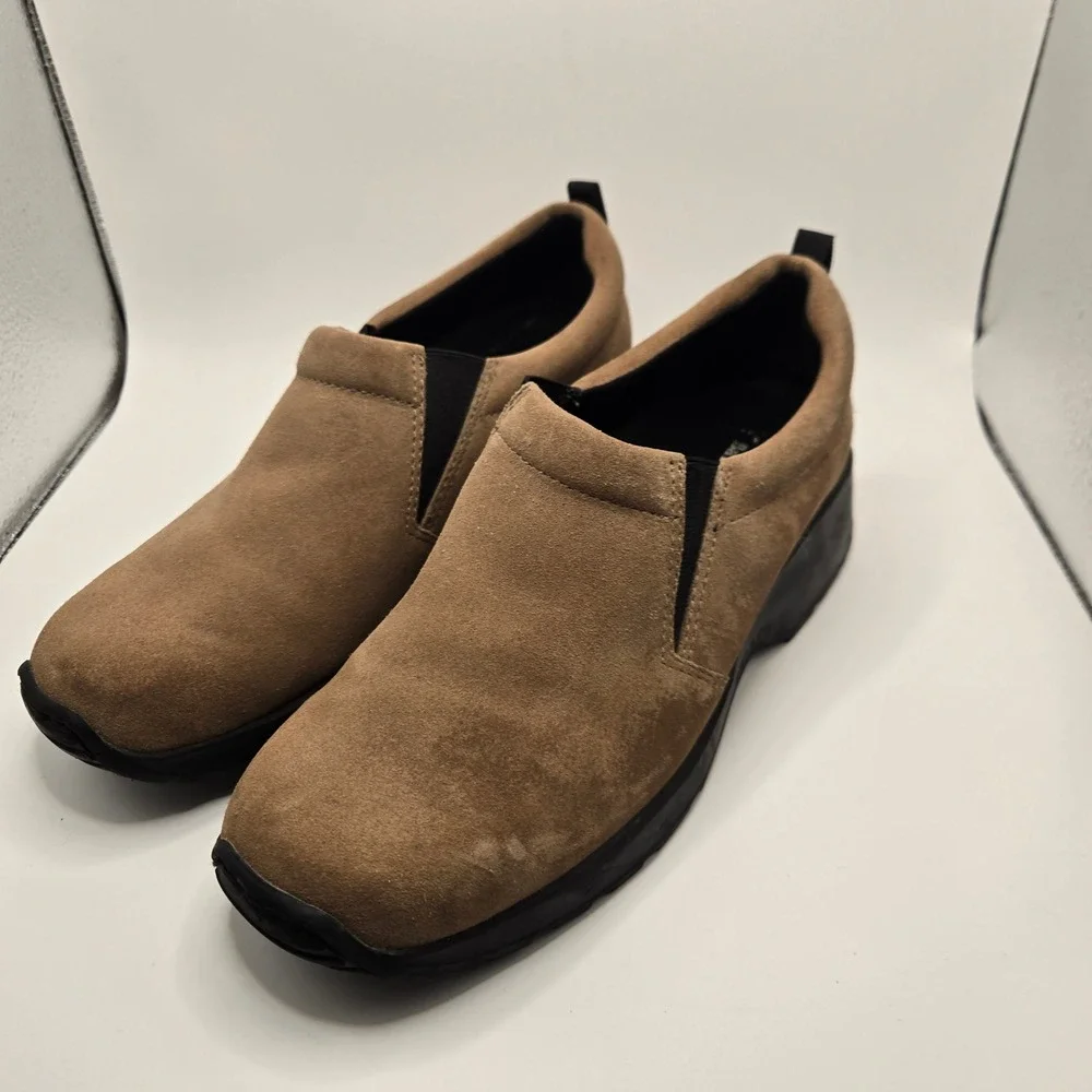 Bare‎ Traps Slip On Loafers Womens 8.5 Tan Suede Wedge Comfort Shoes (S11)